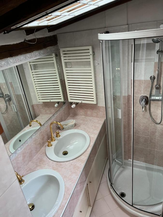 Apartament Loft Albinelli Modena Zewnętrze zdjęcie